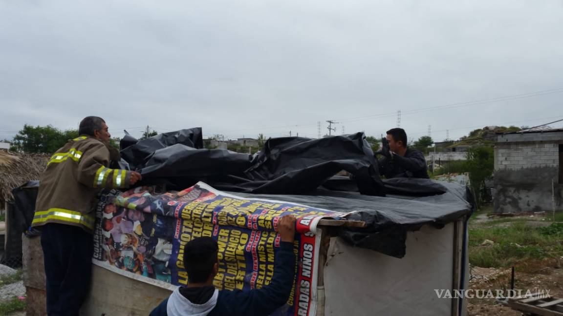 $!Atienden a familias vulnerables de Monclova por bajas temperaturas