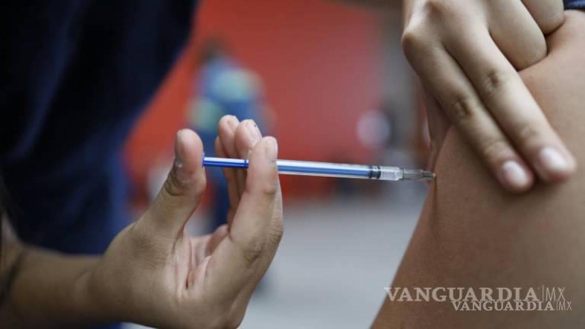 Disponibles poco más de 300 vacunas Moderna para docentes rezagados en Saltillo