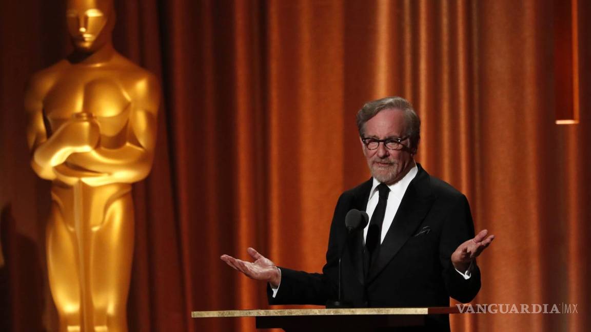 ¡Histórico! Tras años de 'rivalidad', Steven Spielberg firma acuerdo con Netflix