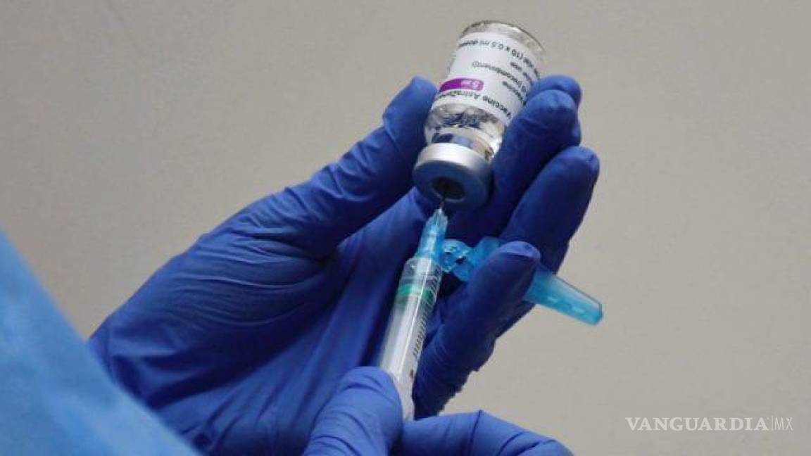 Tardaría meses empezar a distribuir una vacuna específica contra variante Ómicron: Moderna