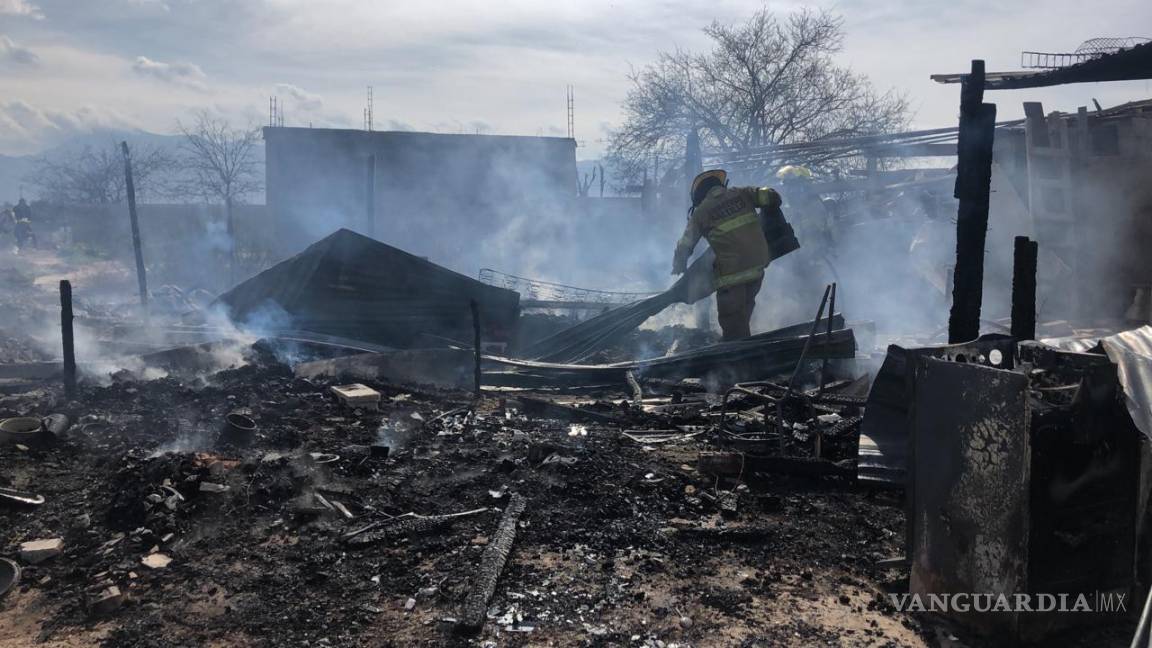 $!Incendio termina con tejabán en Saltillo; es la 4ta vez que se le quema