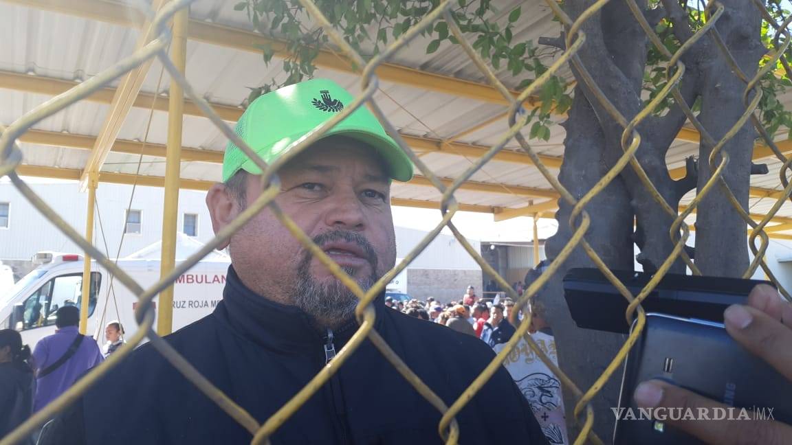 Migrante de la caravana denuncia que agentes del INM le robaron dinero en Piedras Negras
