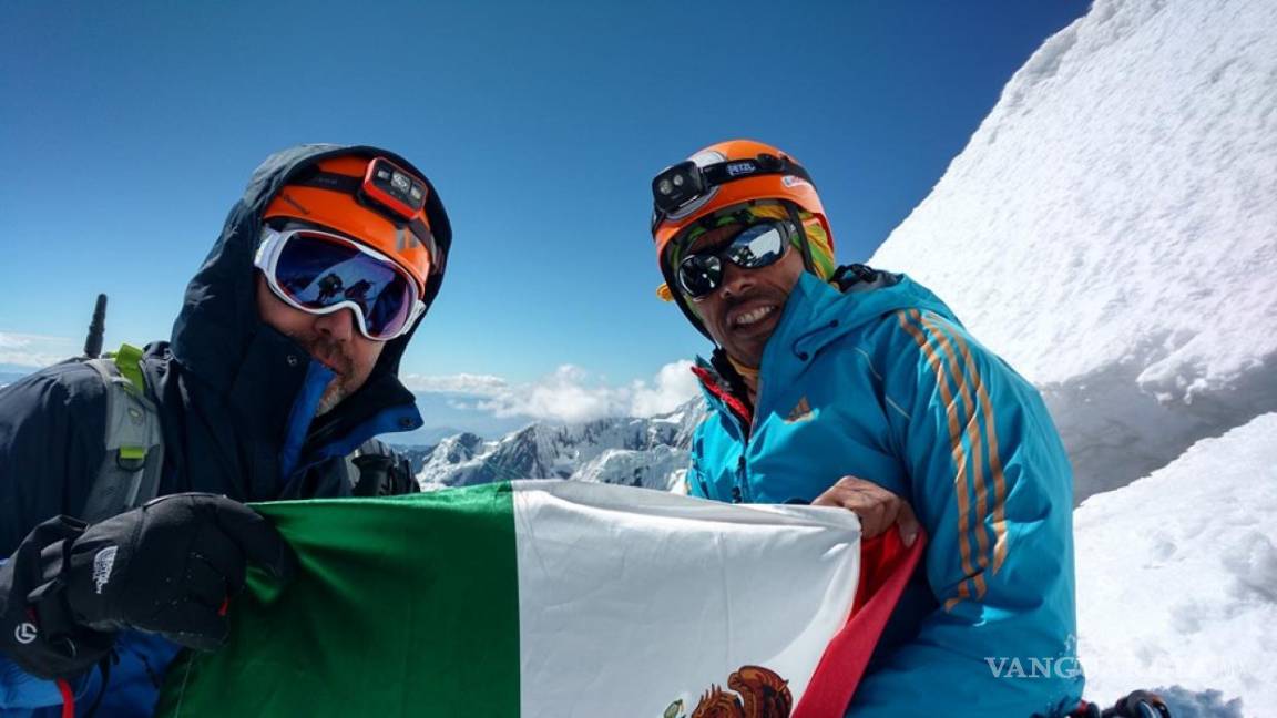 Montañistas peruanos hallan cuerpo de otro alpinista mexicano