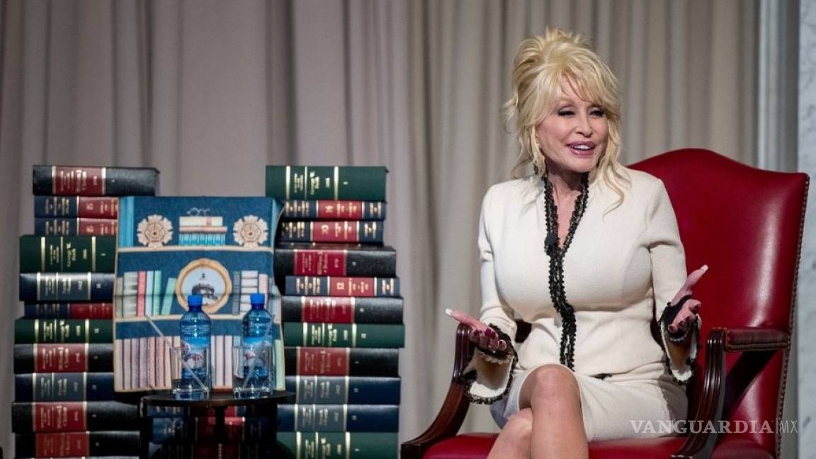 Prepara Netflix una serie sobre Dolly Parton