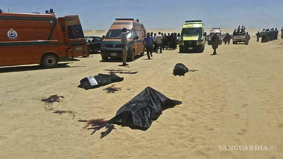 Comando ataca autobús con cristianos en Egipto, hay 26 muertos