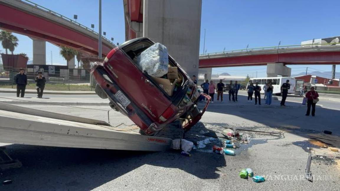 $!Autoridades municipales tomaron conocimiento del accidente y coordinaron las labores en la zona.