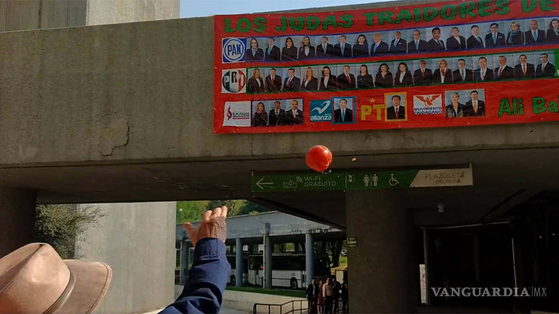 $!Lanzan 'tomatazos' a aspirantes a zar anticorrupción de NL