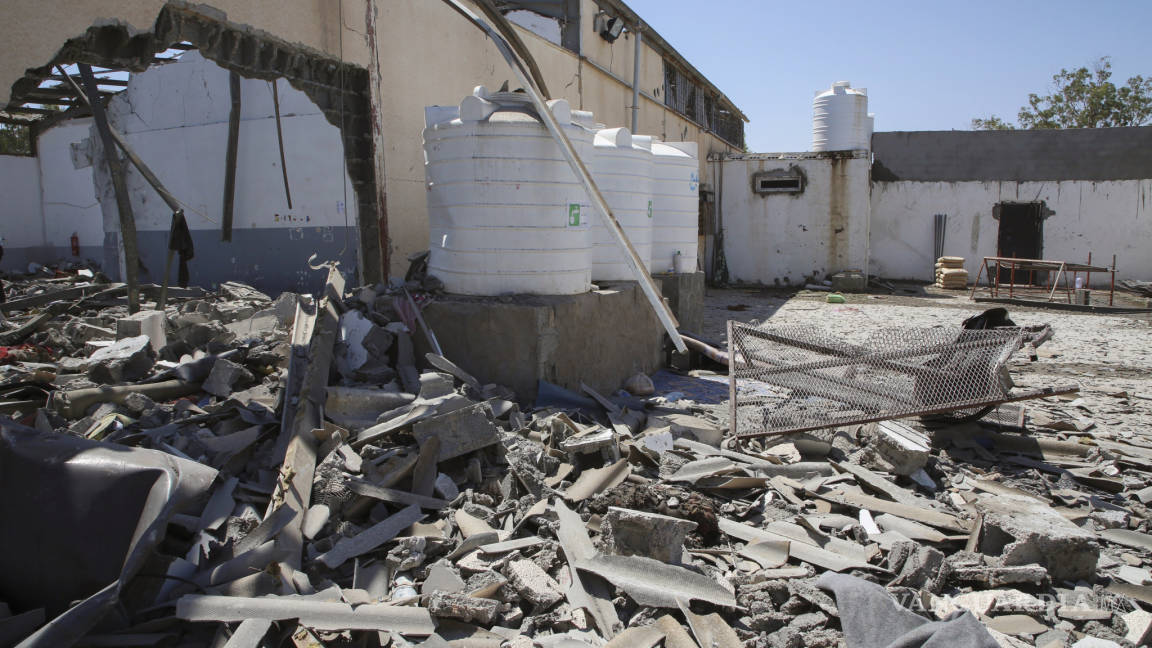 Fallecen 44 personas tras un bombardeo a un centro de detención de migrantes en Libia