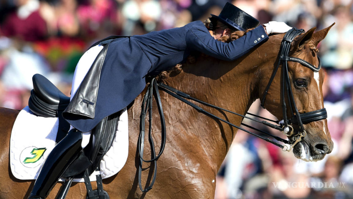Se retira de competencia en Río 2016 para salvar la vida de su caballo