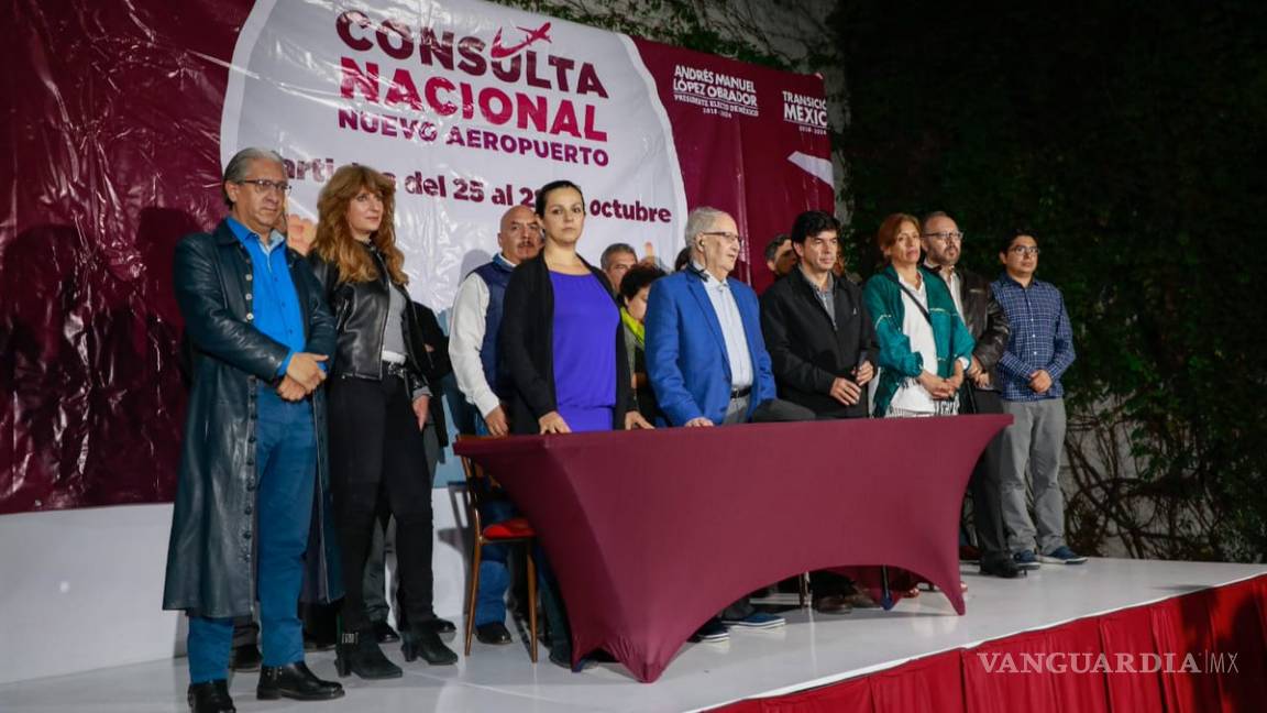 Arrasa opción de Santa Lucía en consulta: equipo de López Obrador