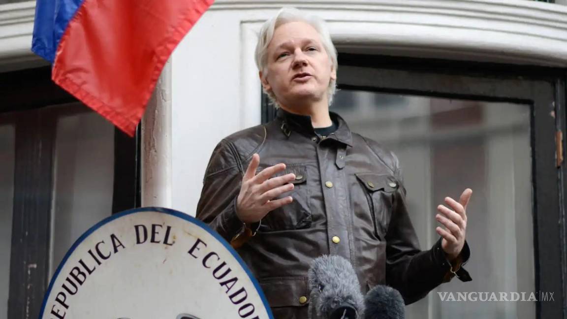 $!Julian Assange ha estado recluido cinco años en prisión de Londres.