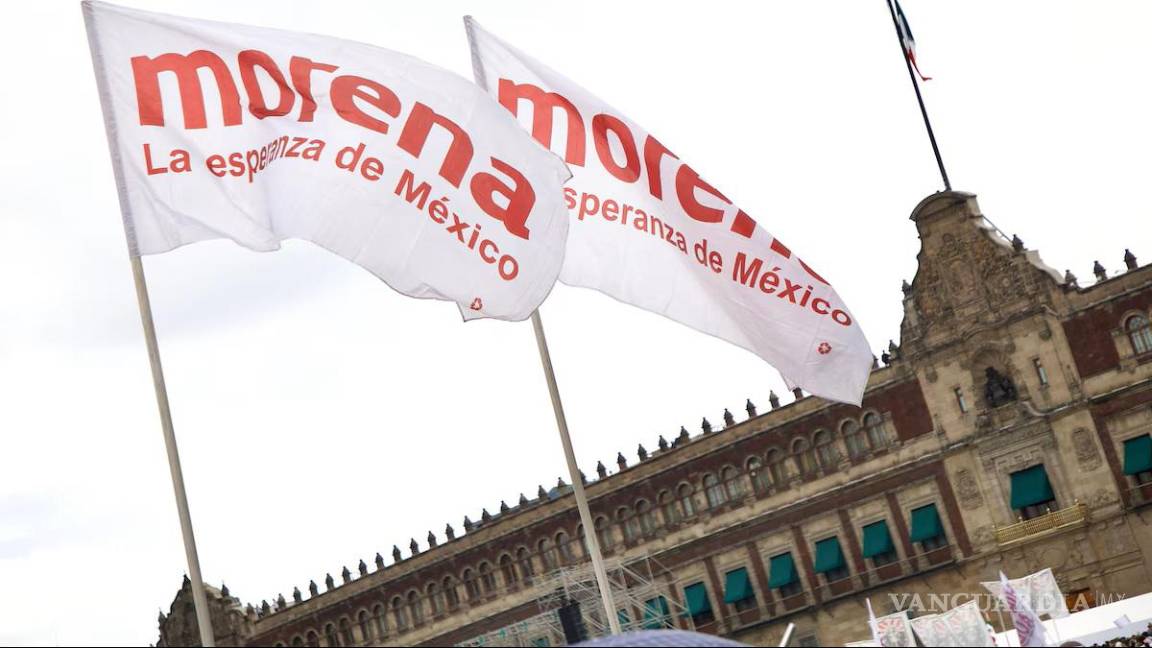 Morena: Un corazón guinda enfermo