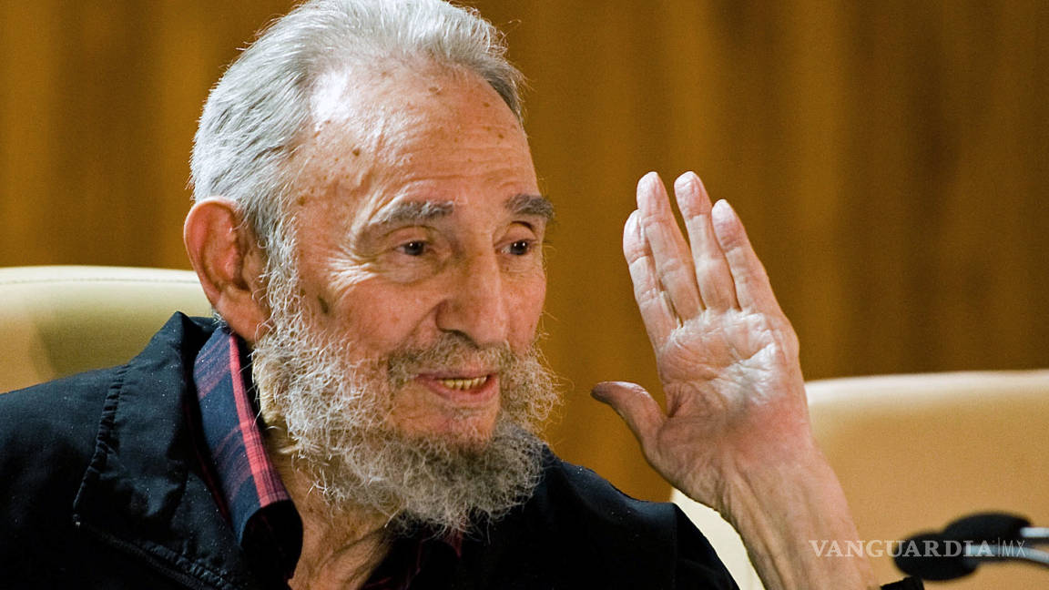 Rinden exguerrilleros de Guerrero homenaje a Fidel Castro