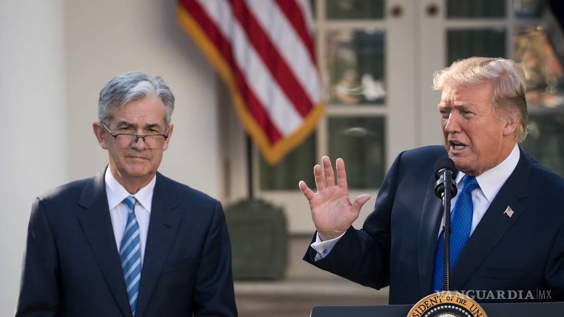 Trump llama “idiotas” a los integrantes de la Reserva Federal