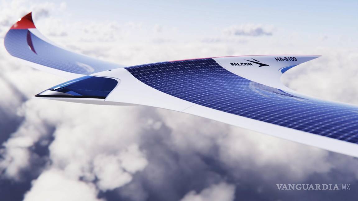 $!Avión ‘Falcon Solar’, sobre las nubes.
