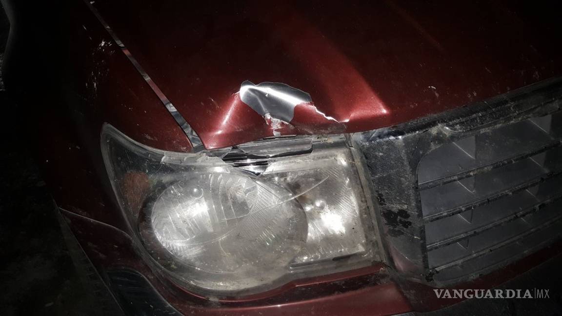 $!Apedrean vehículos en la autopista a Monterrey