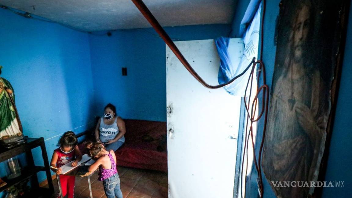Mujer intentó entregar a sus hijos por no tener qué darles de comer, en Coahuila