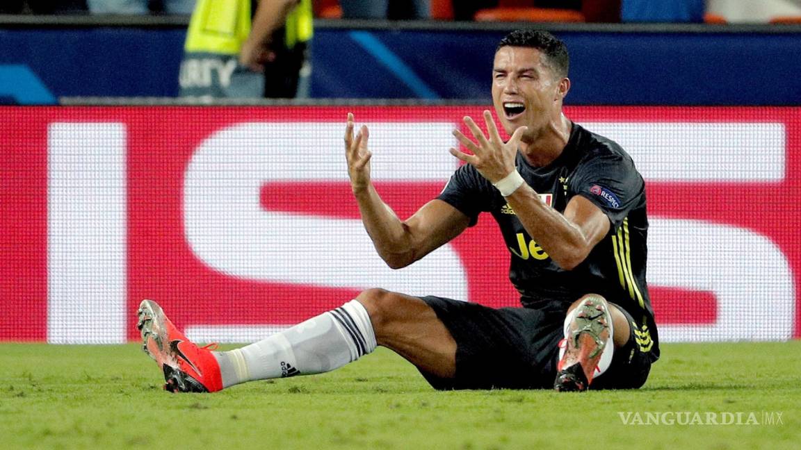 $!Bajo la sombra de una acusación por violación, Cristiano Ronaldo regresa a la acción en la Serie A