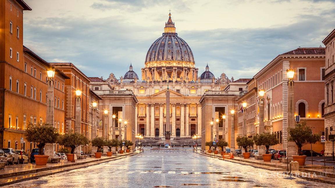 Detienen a exempleado del Vaticano que intentó vender manuscrito de la Basílica de San Pedro