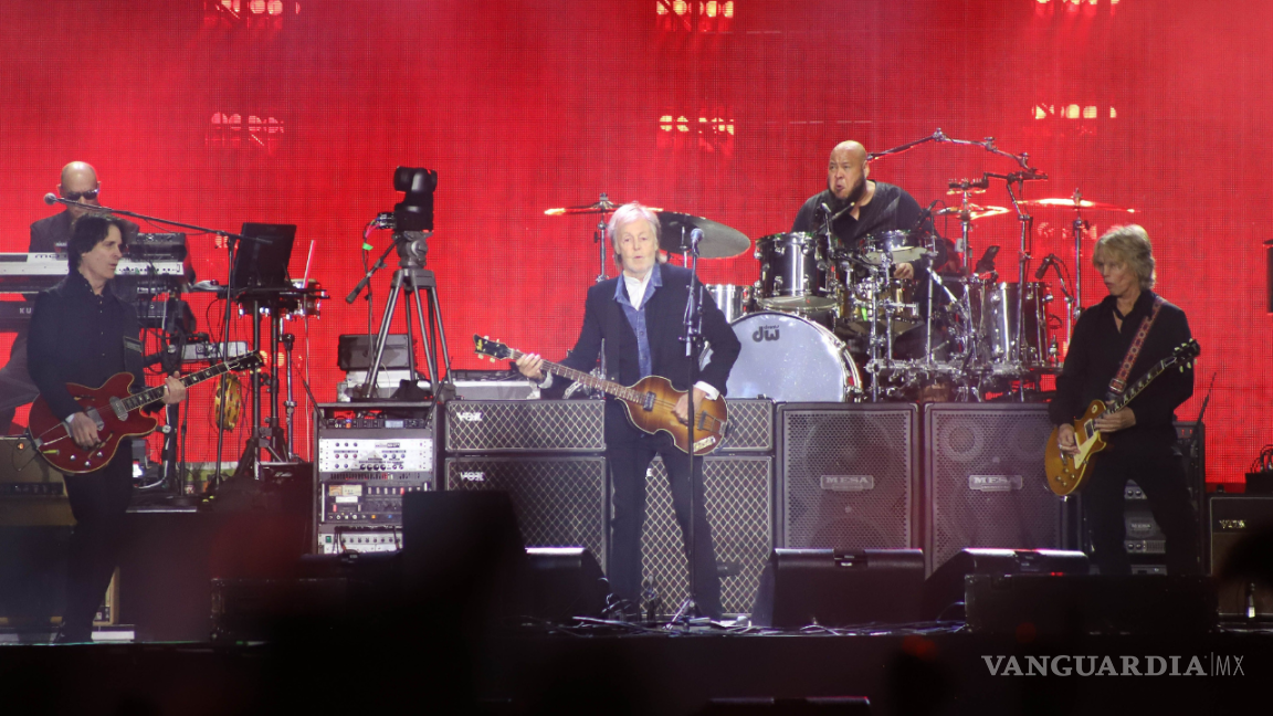 $!Desde las presentaciones de artistas legendarios como Paul McCartney y Beck hasta el ambiente vibrante de los escenarios, este festival dejó huella.