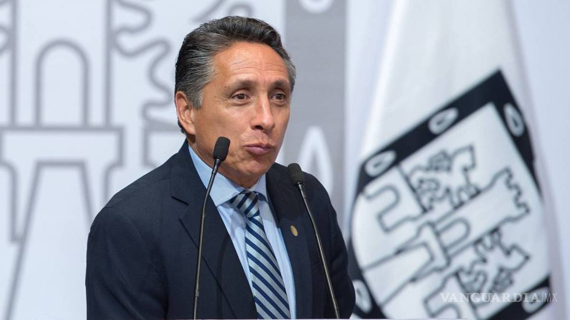 Manuel Negrete prefiere dirigir a los Pumas que gobernar Coyoacán