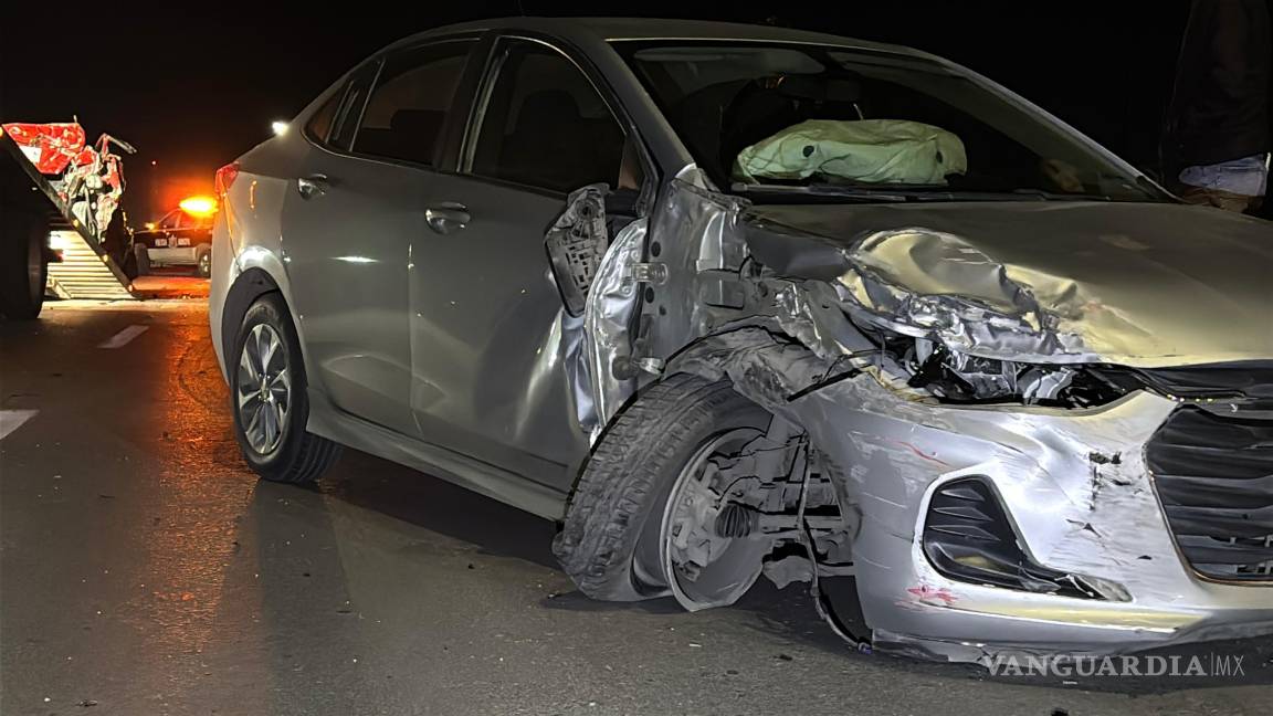 $!Las unidades siniestradas fueron retiradas del lugar con apoyo de grúas.