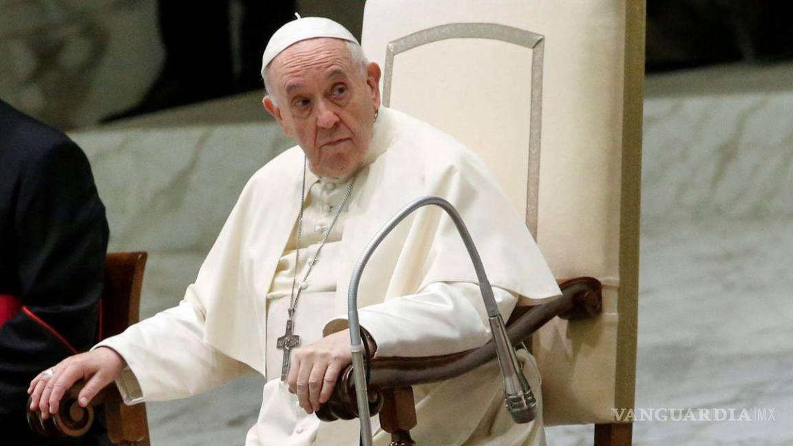 Papa Francisco alerta del uso sin escrúpulos de redes sociales entre jóvenes