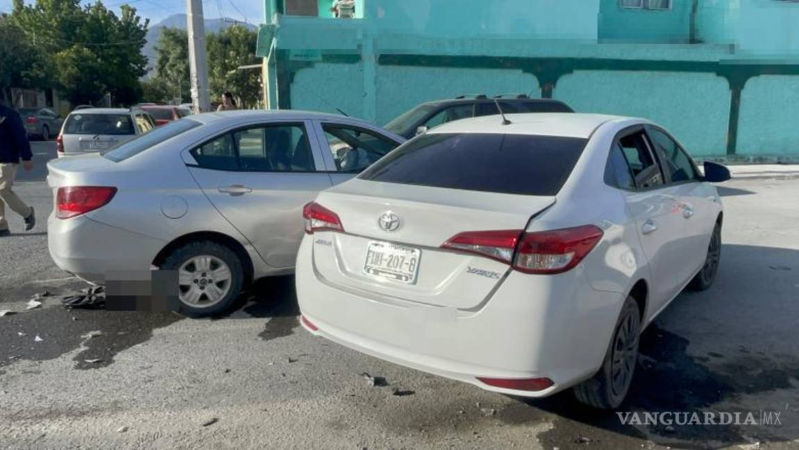 $!Elementos de Tránsito tomaron conocimiento y ordenaron el traslado de los vehículos.