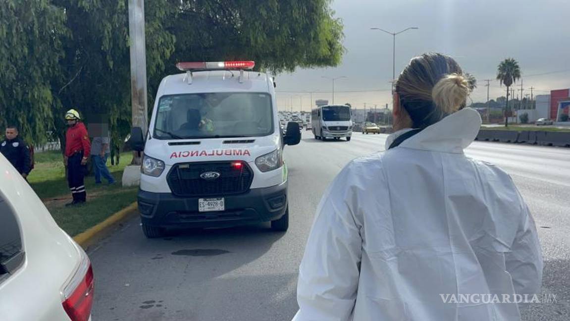 $!El cuerpo de la víctima fue trasladado al Semefo para la necropsia y entrega a sus familiares.