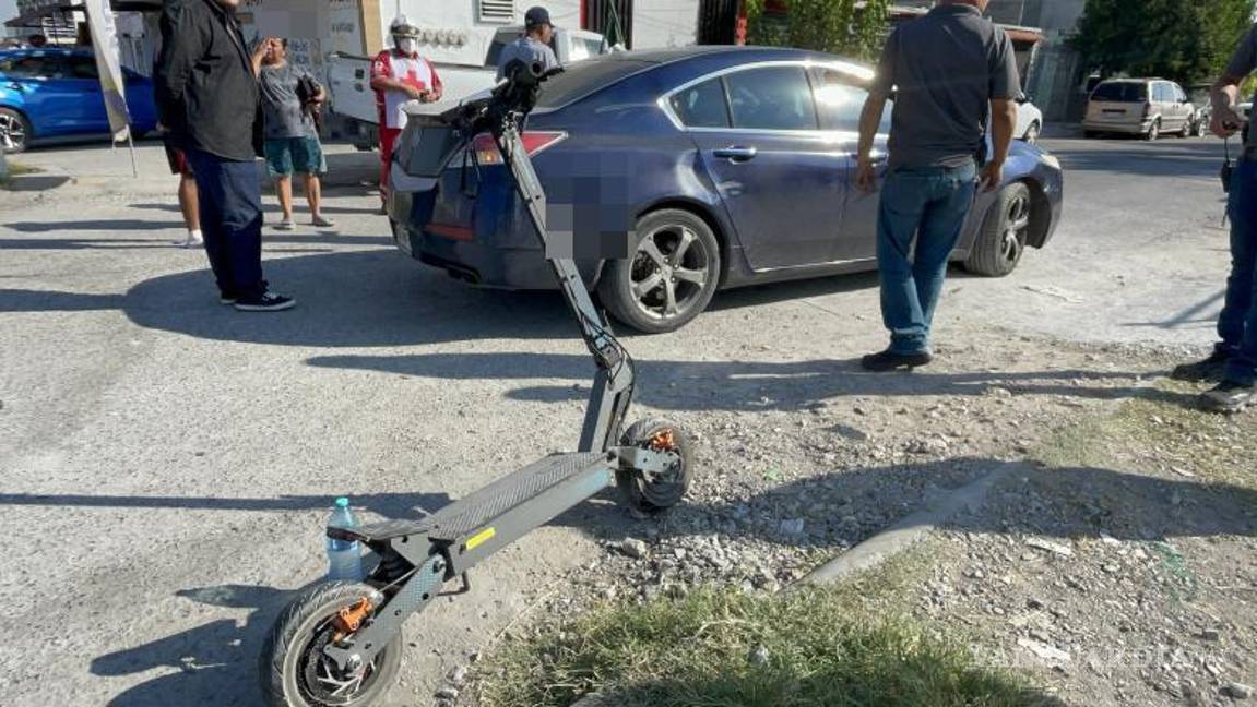 $!La conductora del Acura fue asegurada por agentes de Tránsito Municipal y llevada al Ministerio Público.