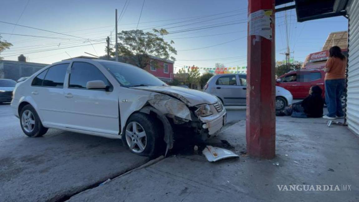 $!El conductor ebrio, identificado como Juan Diego ¨N¨, fue detenido por las autoridades tras el accidente.