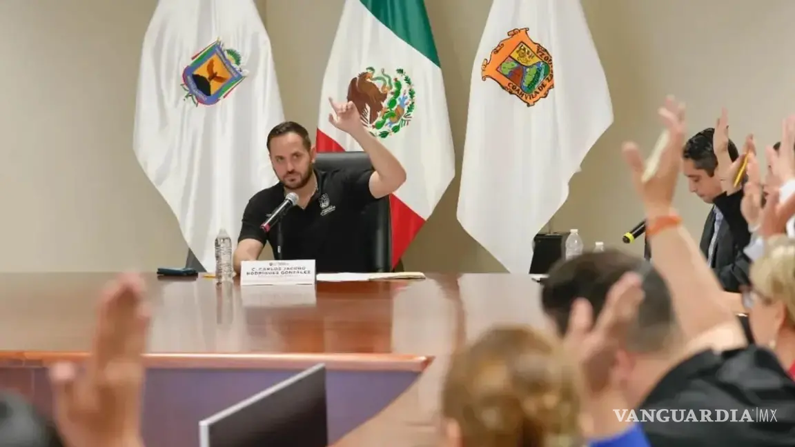 Cabildo de Piedras Negras rechaza cuenta pública de abril y propuesta para concesionarios de taxi