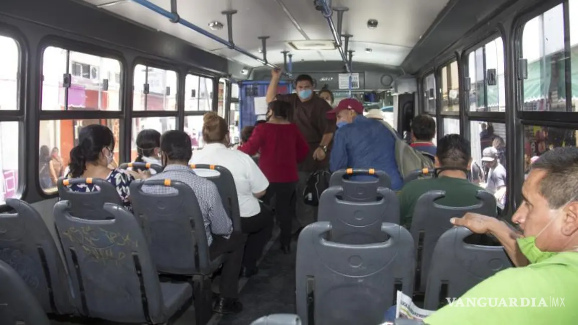 Conflicto entre concesionarios obliga a suspender transporte colectivo en Sabinas