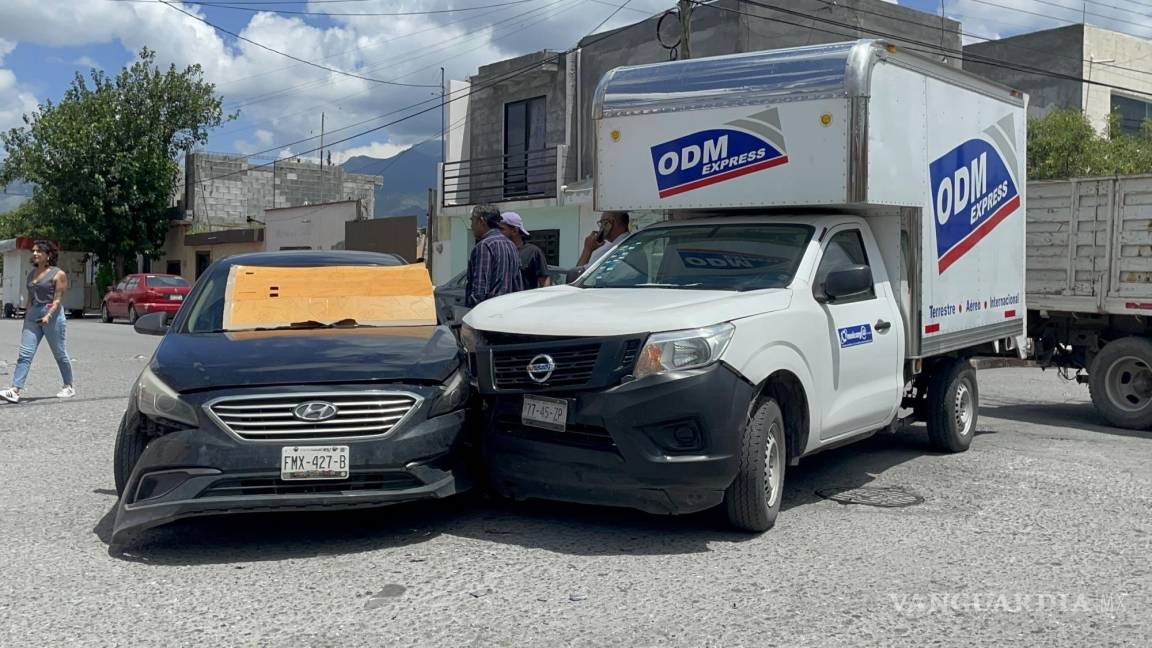 Iba al seguro y termina lesionada en accidente