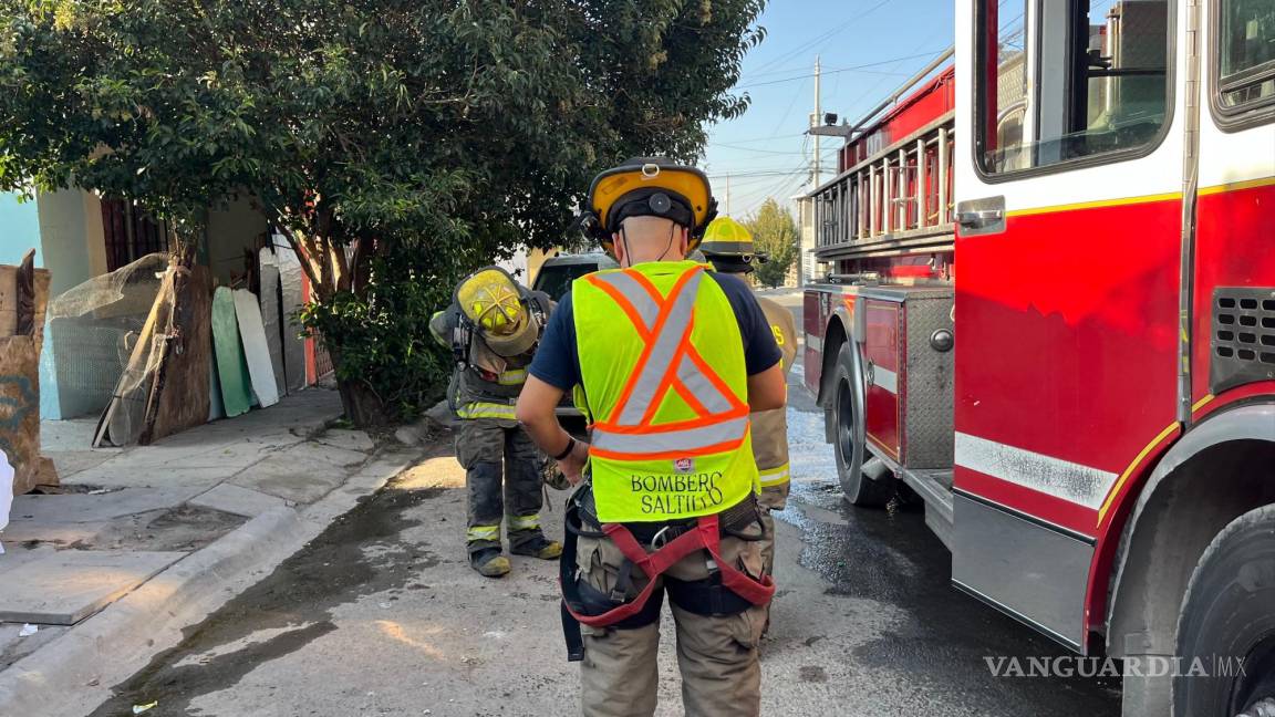 Vecinos de Nuevo Mirasierra, en Saltillo, culpan a ‘vagos’ por incendio