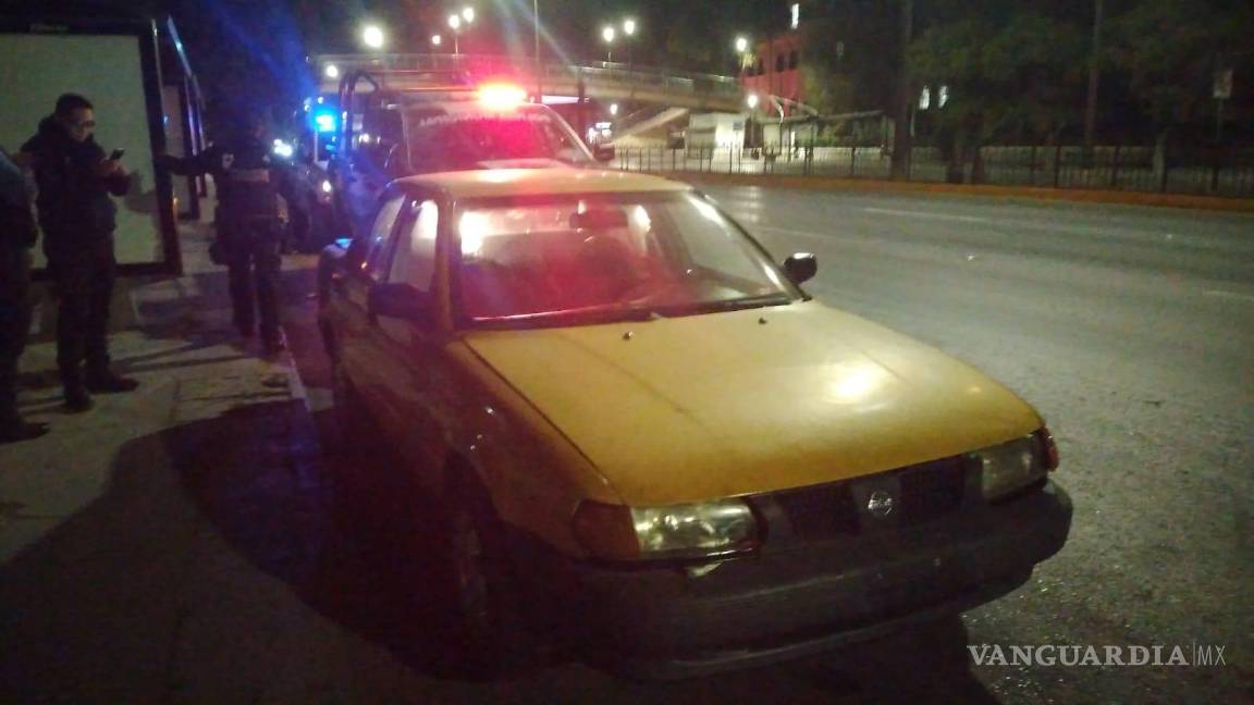 Hombre en estado de ebriedad se impacta contra árbol en el V. Carranza, al norte de Saltillo