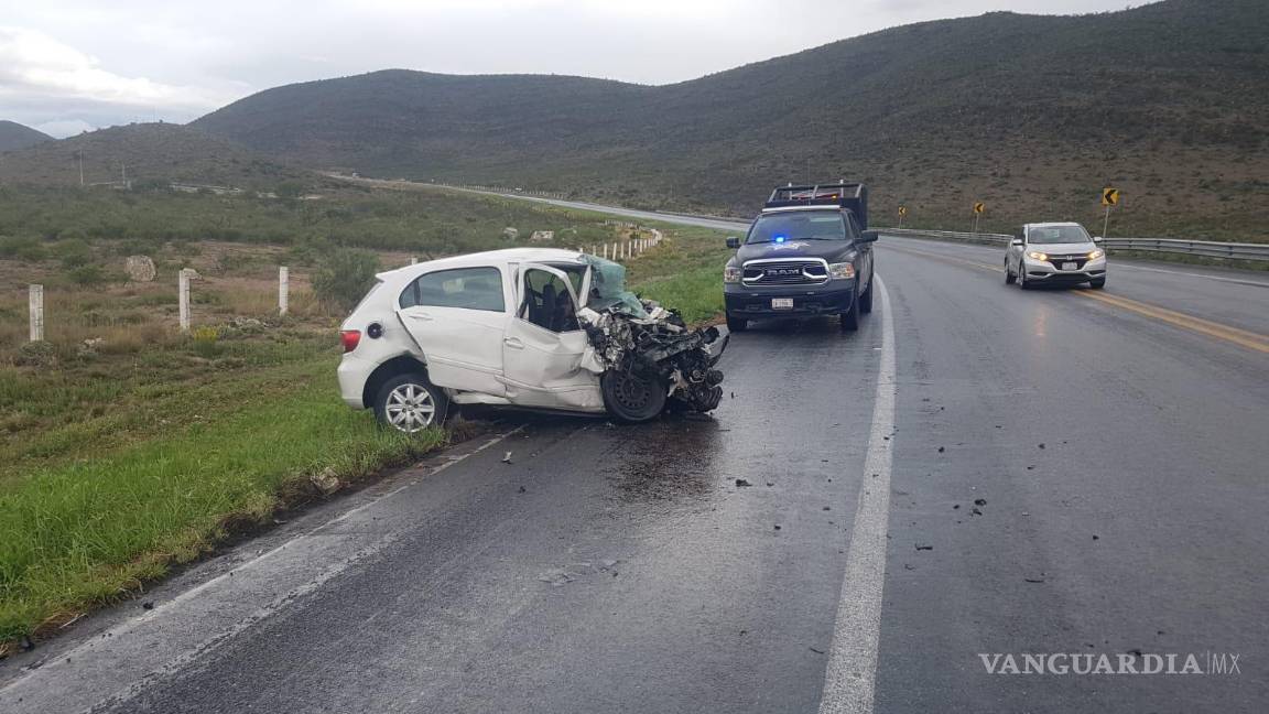 Caos en vialidades: mueren dos en carretera a Zacatecas
