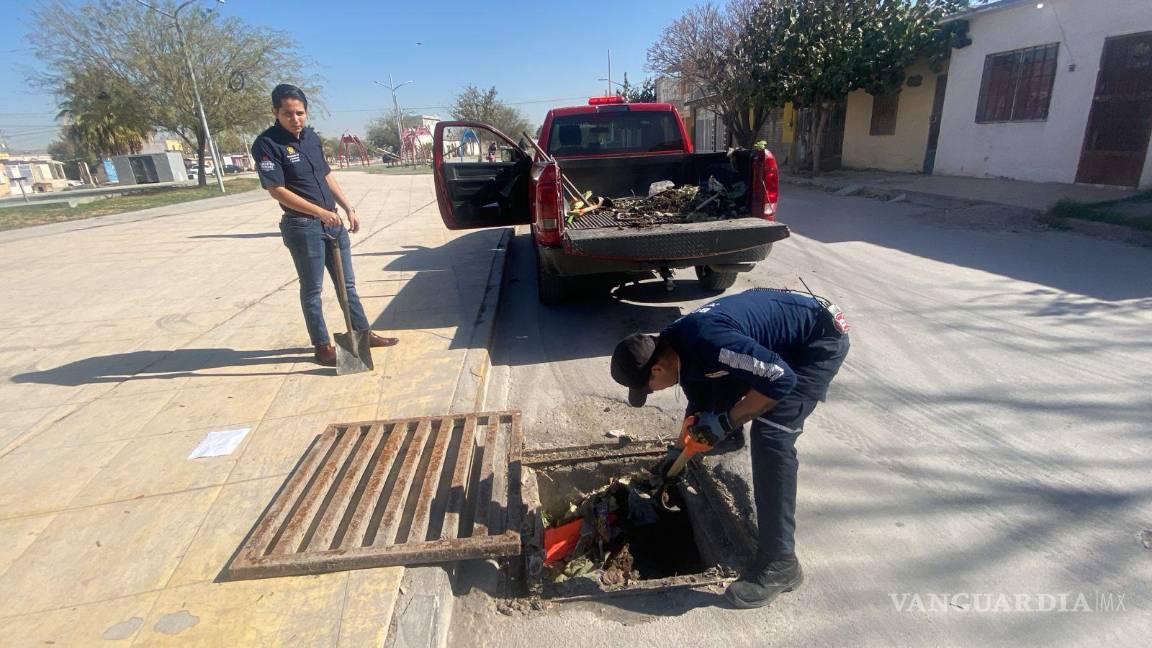 Revisan cárcamos, rejillas y bocas de tormenta para prevenir inundaciones en época de lluvia