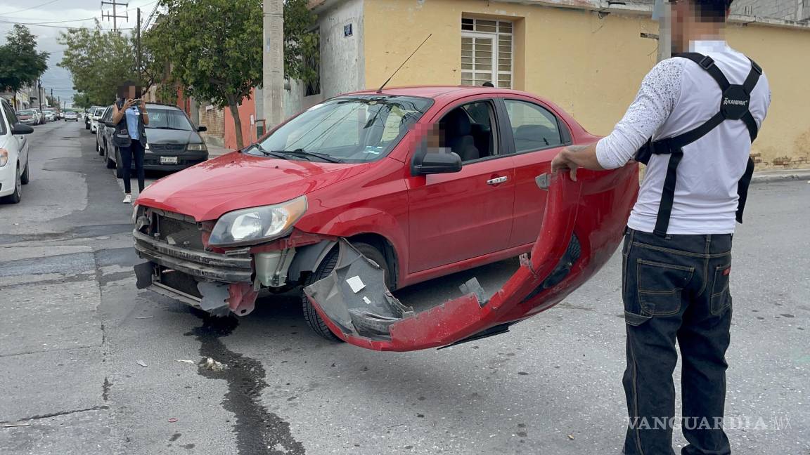 No respeta señal de alto y provoca accidente en Zona Centro de Saltillo