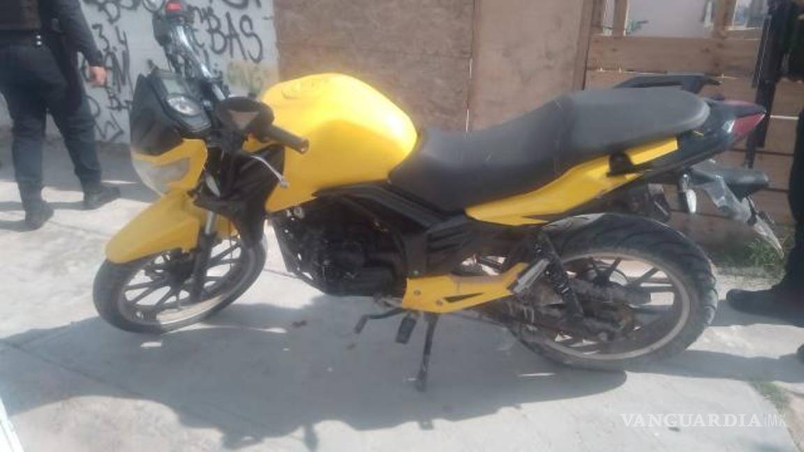 Detienen a 2 con droga en Torreón; uno en motocicleta, otro en auto