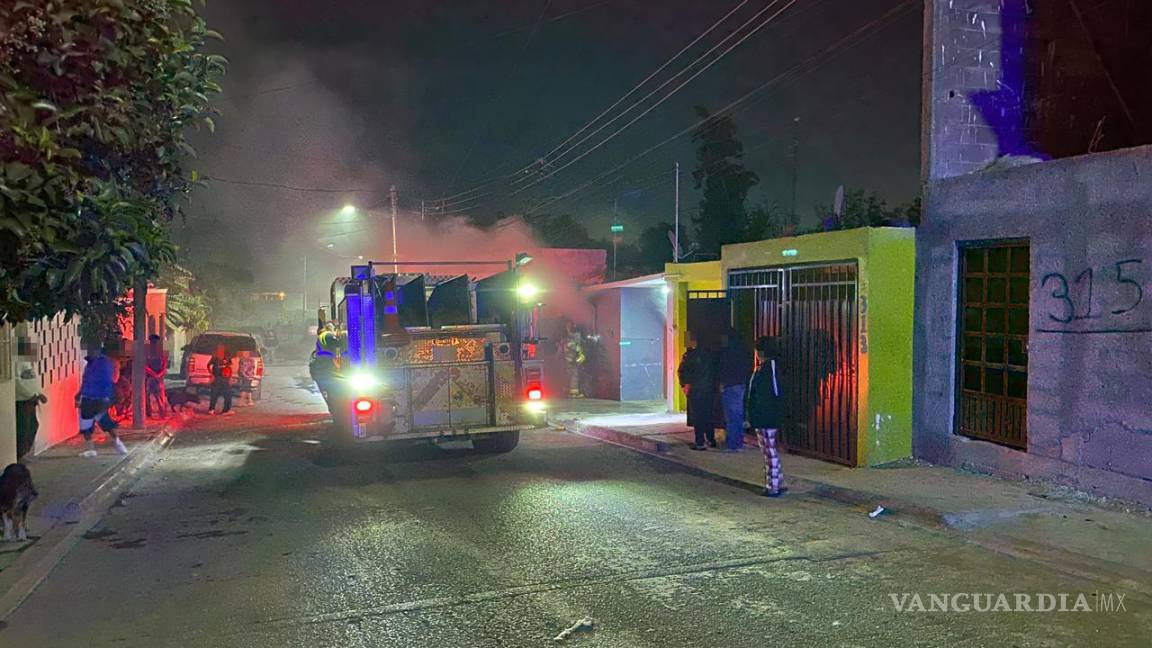 Incendian dos viviendas en Saltillo tras disputa vecinal en la colonia Rubén Jaramillo