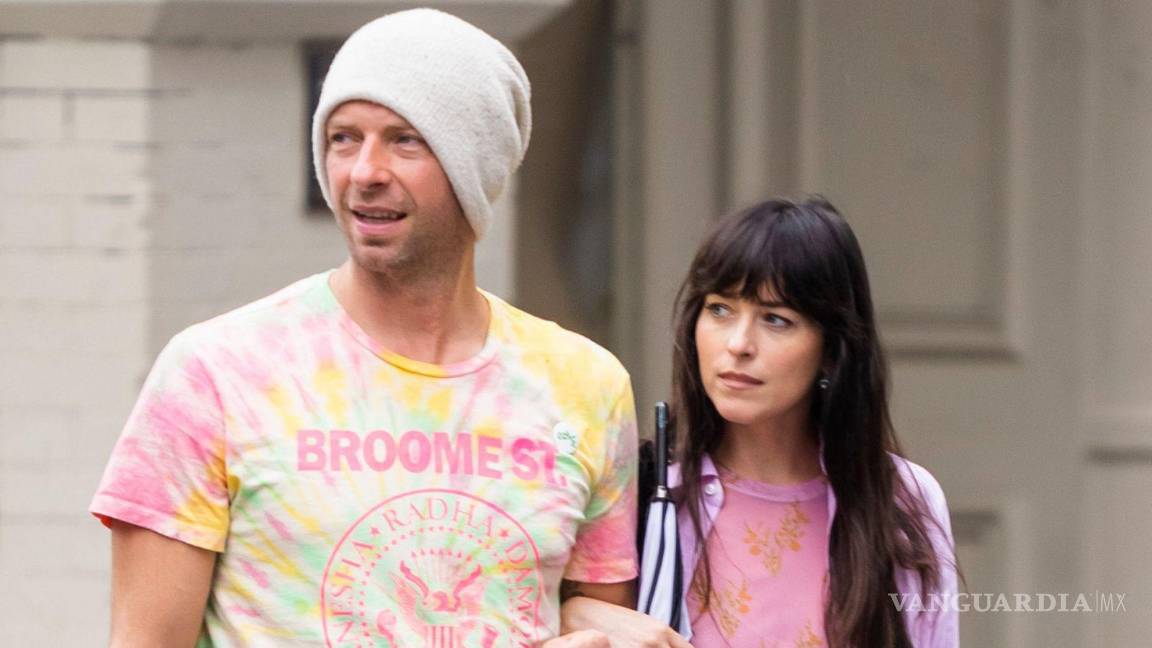 ¿Se acabó el amor? Reportan truene entre Chris Martin y Dakota Johnson tras 8 años de relación amorosa