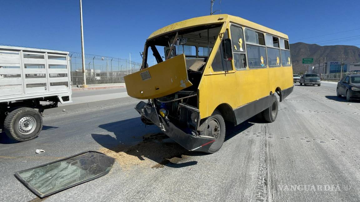 Impacto en la Saltillo-Zacatecas deja siete trabajadores lesionados