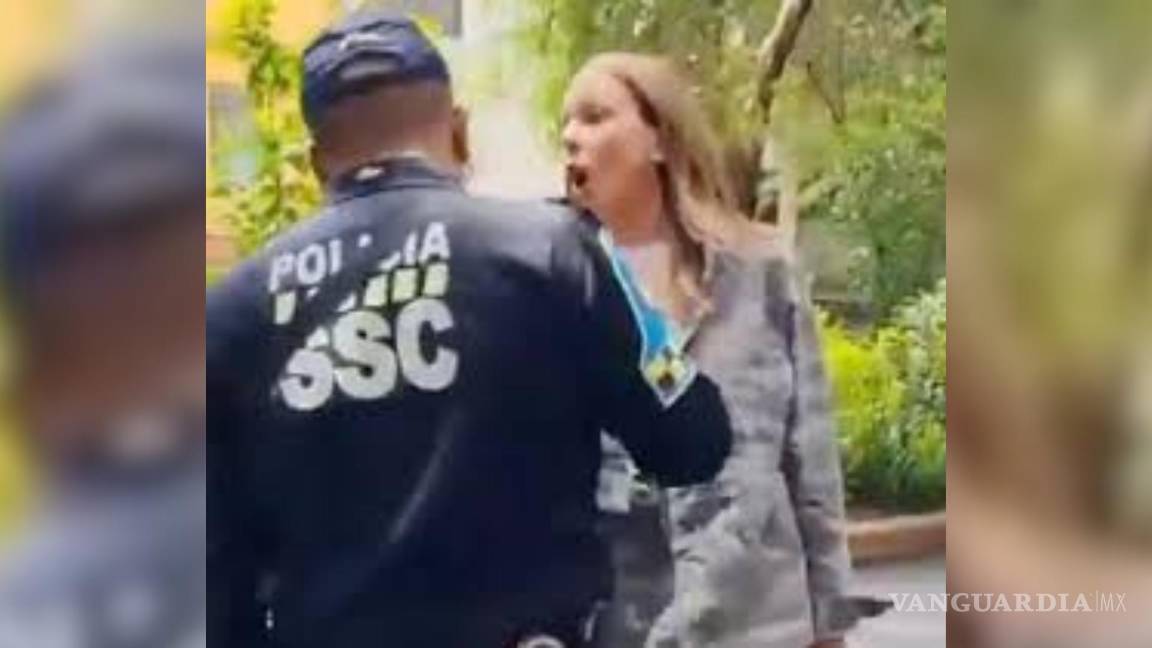 ‘Lady Racista’ no pagó parquímetro e insultó a policía de CDMX | VIDEO VIRAL