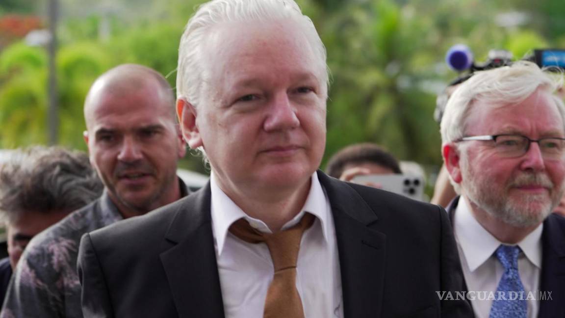 Julian Assange llega a las Islas Marianas para comparecer en corte, luego de acuerdo con EU