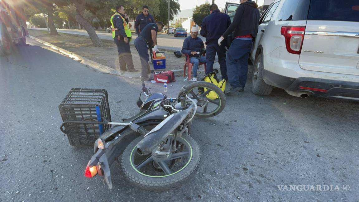 Despistado conductor arrolla a sexagenario con su camioneta, al oriente de Saltillo