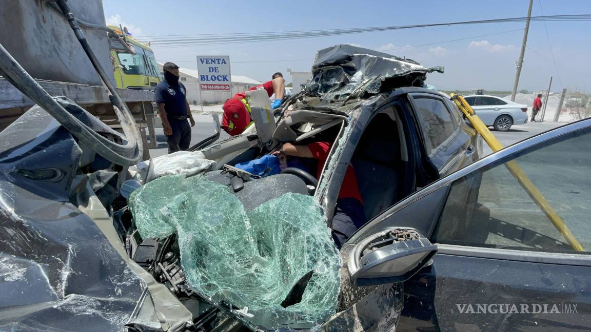 Se les atraviesa y las deja malheridas