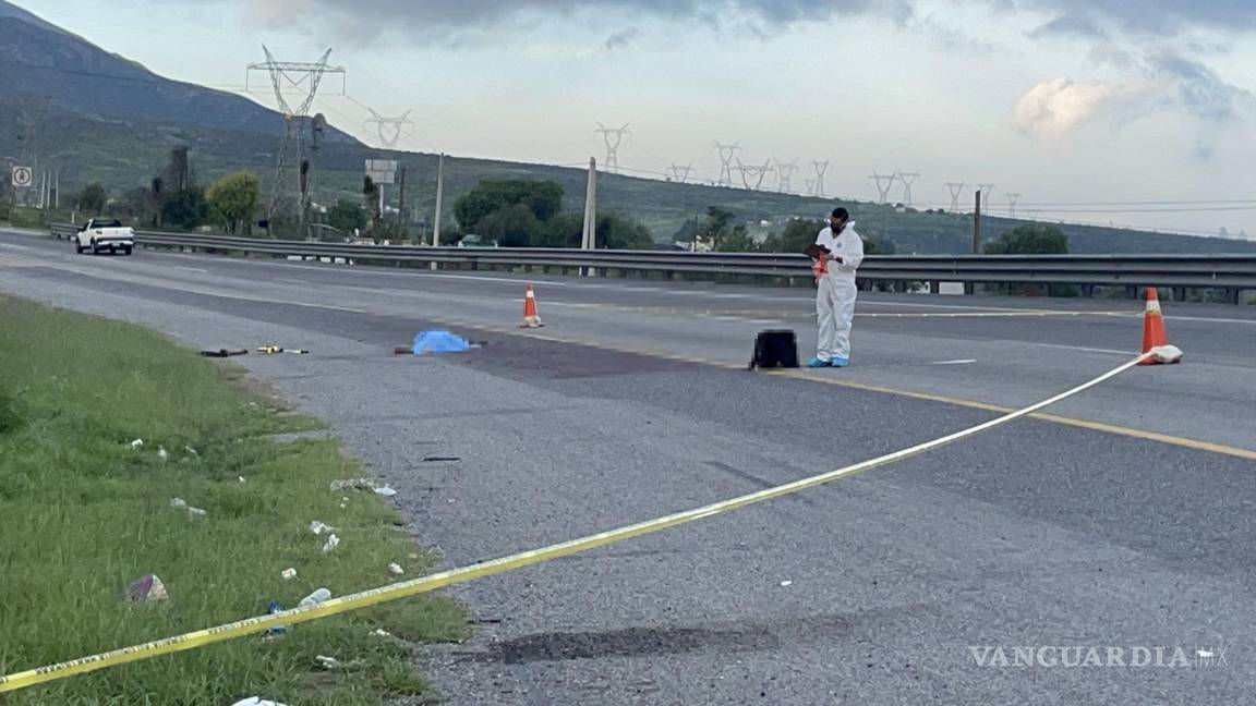 Muere hombre atropellado por varios vehículos en la carretera Monterrey-Saltillo