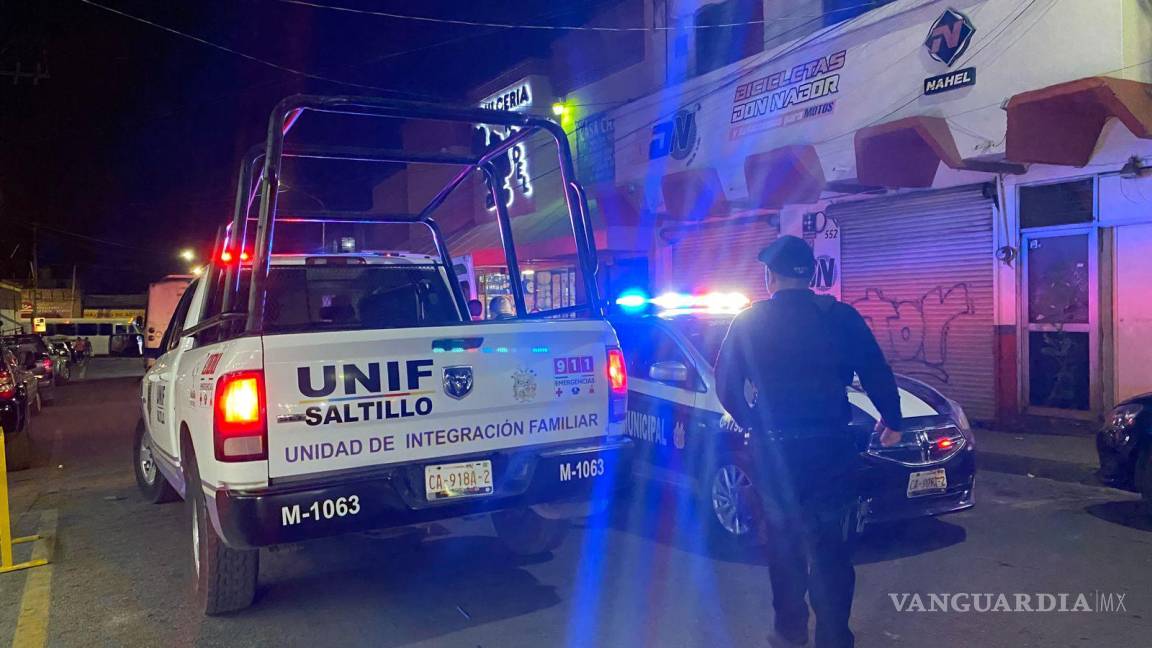 Hombre termina lesionado tras sufrir una crisis psicótica en el centro de Saltillo