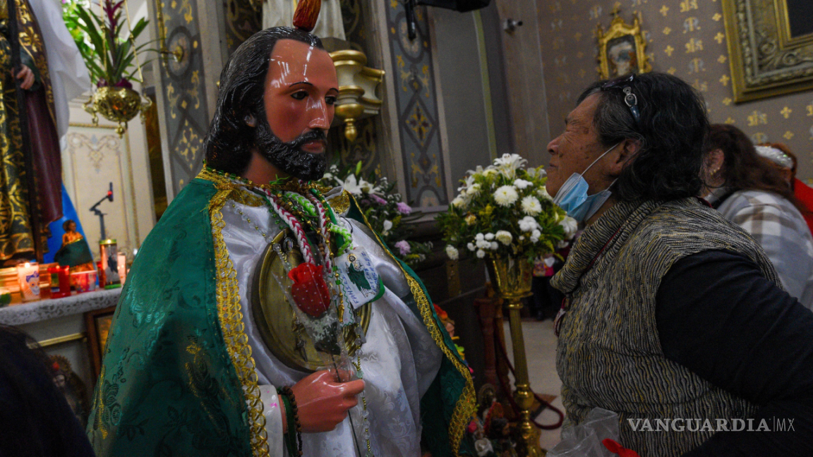 Esta es la oración de San Judas Tadeo que te ayudará a alejar todo mal